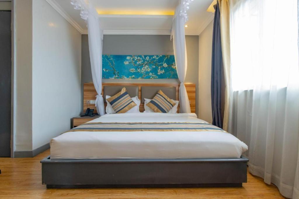 Raha & Apartament *