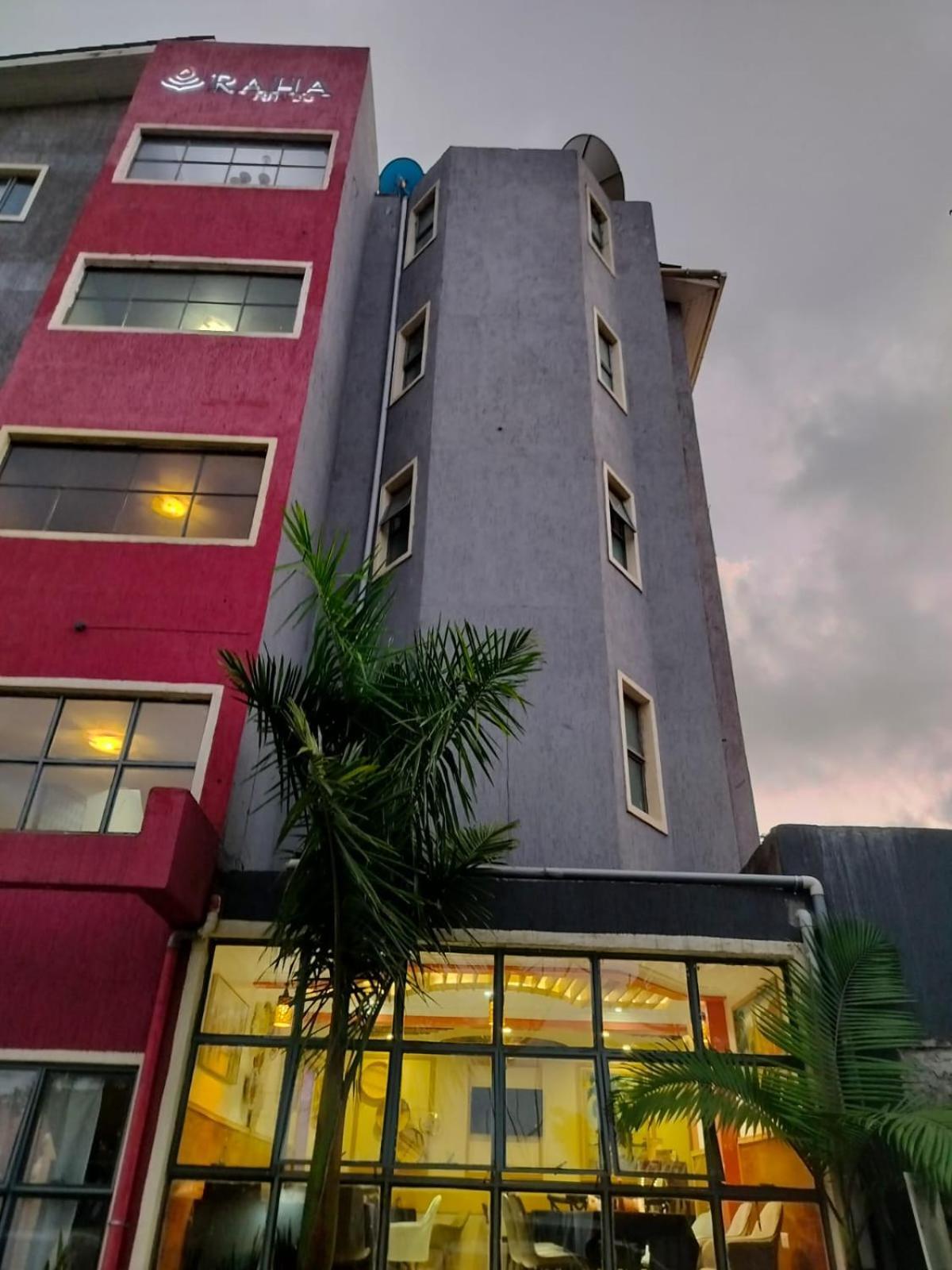Raha & Nairobi